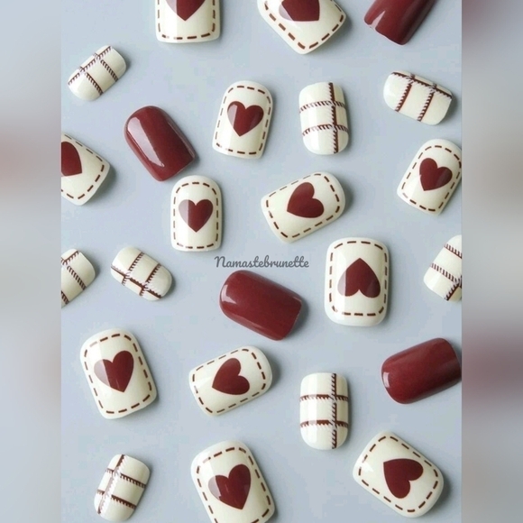 2/$16 Square Heart Press On Nails - Picture 7 of 17